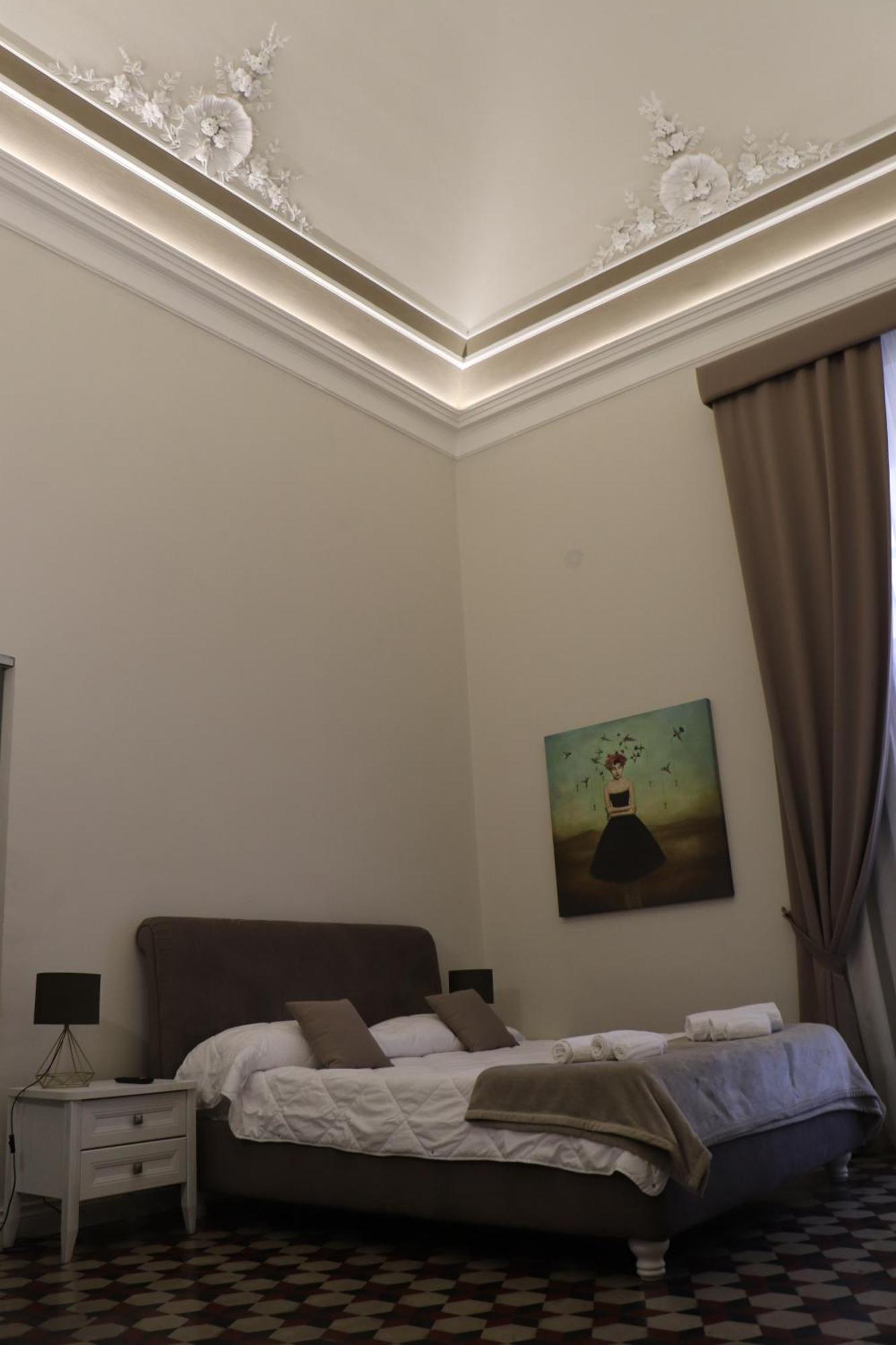 Domus Iole Appartamento Nel Centro Storico CTA Eksteriør bilde